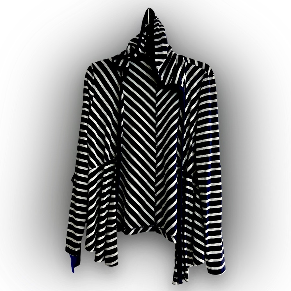 Sonoma Navy Blue striped cardigan
